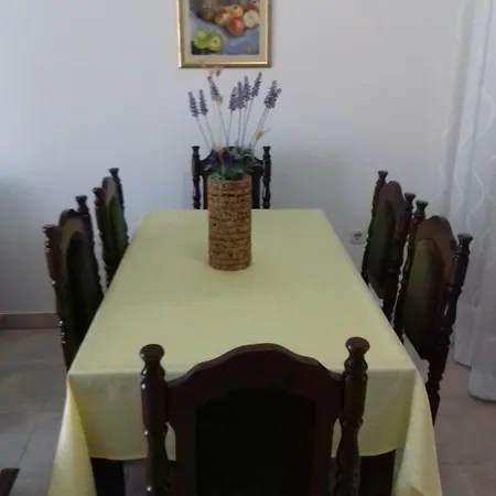 Bevanda Apartment