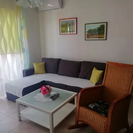 Apartment Bevanda *